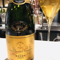 QUAND L'APPETIT VA TOUT VA ! - 持ち込みのポンサルダン1982