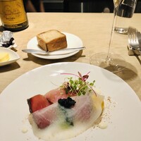 QUAND L'APPETIT VA TOUT VA ! - 函ブリの瞬間燻製と聖護院カブとキャビア