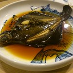 玉寿司 - カレイの煮付