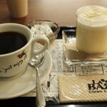 IMAIBOOKS Coffee - 本日のコーヒー(HOT/short)¥350,ラバールプリン ¥260