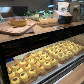 バスクチーズケーキ専門店 マックロ_2