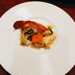 中国料理 香虎 - オマール海老と烏賊（イカ）の塩味炒め