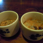 酒たまねぎや - 塩辛　２つに分けてくれました