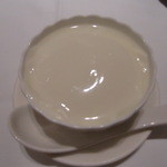 聘珍樓 - 杏仁豆腐