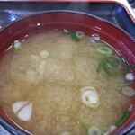 富士 - 出汁のきいたみそ汁