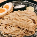 麺匠 たか松 - おぉ〜全粒粉な麺の色合いがかなり良い感じ♡