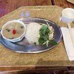 新嘉坡鶏飯 - グリーンカレー