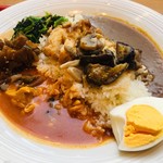 カレーの王様 - 具だくさん＆2種のあいがけカレー