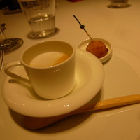 ブラン ルージュ - ☆☆☆☆岩手県おもと浜産へら蟹のビスク カプチーノ仕立て ずわい蟹のフリット添え