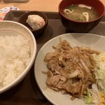 Sukiya - 豚（とん）生姜焼きの1.5盛です。(2019年11月)
