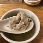 餃子歩兵 - 鶏スープの鶏