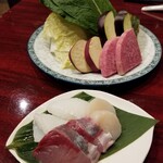 Hinabe mita seito - お野菜盛合せと海鮮3種