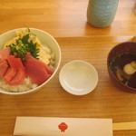 本鮪丼なかばやし - 本鮪丼とお吸い物