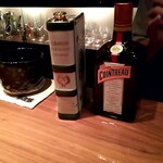 Bar growth - 82年カミュのブックシリーズ