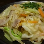 秘伝手羽先唐揚げと地鶏 焼き鳥 和個室 居酒屋 鳥心 - 