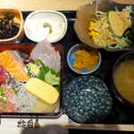 板前バル - ネギトロシラスの海鮮重定食（￥1000）