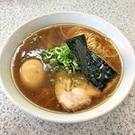 支那そばや 鶴ヶ峰店 - 支那そばや（ラーメン800円＋味付玉子100円）