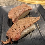 Yakiniku Wagyuu Shokudou - 牛炙り寿司