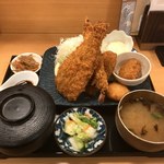 産直仕入れの北海道定食屋 北海堂 - ミックスフライ定食