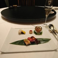 赤坂璃宮 銀座店 - 泡で乾杯