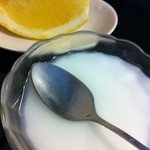 美林華飯店 - フルーツもサービスに！2012.3