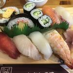 かぶと寿司 - 料理写真:にぎりランチ＝１０００円