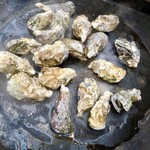 カキ焼き白山 - 志度産の牡蠣