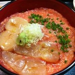 金八 - 絶品ねぎとろ丼