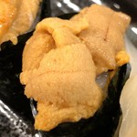 味処 やまきよ - うに 1貫300yen ドアップ