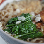 中村製麺所 - "平打饂飩（ひらうちうんどん）"を"狐温飩（×けつねうろん、〇きつねうどん）"に、菠薐（はふれんさう、からな）