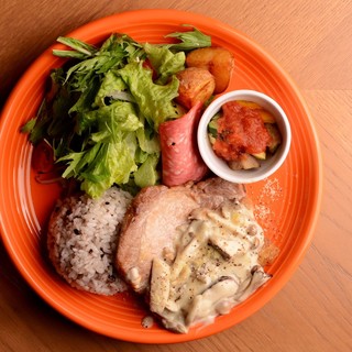 ライトカフェ リバーサイドガーデン_2