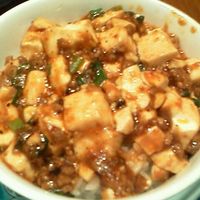 華都飯店 OsakaMetro本町ビル店 - マーボー豆腐
