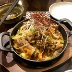 赤い壺 - 