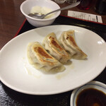 中国料理 馨 - 焼き餃子と杏仁豆腐