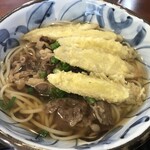 五島庵 - 肉ゴボウうどん