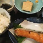 食彩 のぐち - 塩鮭定食　850円