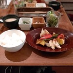 YURT 神戸店 - 