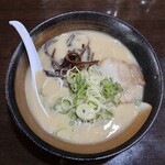 天神一番亭 - とんこつラーメン