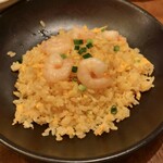 京鼎樓 - ●エビ炒飯セット¥1100税込
            ・エビ炒飯
            ・たまごスープ
            ・小籠包3ケ