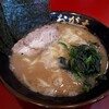 横浜ラーメン おか本