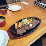 ステーキ＆シーフードレストラン スパイスハウス - ヤングステーキ　９８０円✨