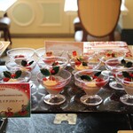 シャーウッドガーデン レストラン - バニラムースとイチゴのクーリ