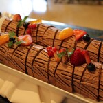 シャーウッドガーデン レストラン - ブッシュドノエル