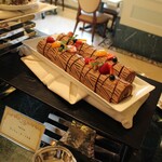 シャーウッドガーデン レストラン - ブッシュドノエル