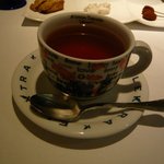 タニーチャ - 紅茶と小菓子 (2012.3)