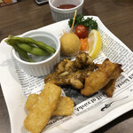 湯～とぴあ宝 オープンカフェ - ビールセットのおつまみ