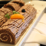 シャーウッドガーデン レストラン - ブッシュドノエル