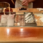 Hokake - 丁寧にバラ寿司を作る矢崎親方