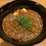 日本料理 たかむら - 熊肉のシチューにマッシュポテト添え。現れたのは八丁味噌でちょっと甘めに仕上げた熊肉のシチューなんです。