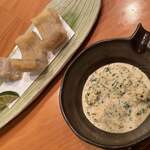 日本料理 たかむら - 太刀魚の天麩羅。秋田産の太い太刀魚の天麩羅をタルタルソースで、それに海老芋はトリュフ塩で頂きます。